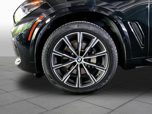 Used 2022 BMW X5 xDrive40i w/ M Sport Package AWD/4WD image 10