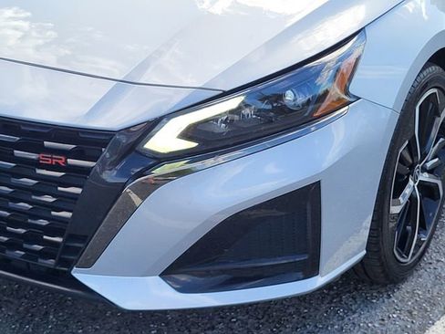 Used 2024 Nissan Altima 2.5 SR image 7