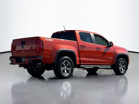 Used 2016 Chevrolet Colorado Z71 AWD/4WD image 2