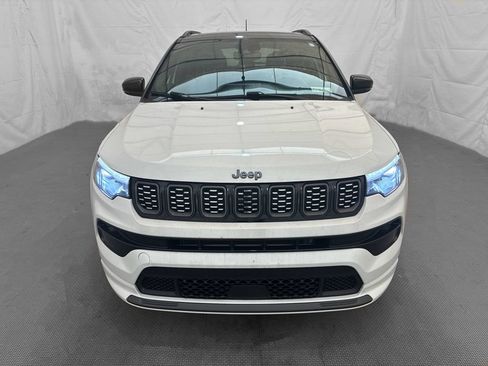 Used 2024 Jeep Compass Limited w/ High Altitude Package AWD/4WD image 2