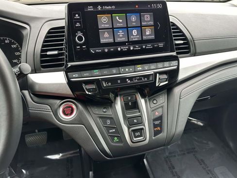 Certified 2025 Honda Odyssey EX-L image 20