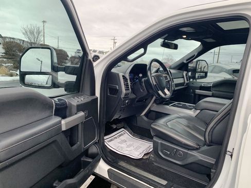 Used 2020 Ford F250 Platinum image 4