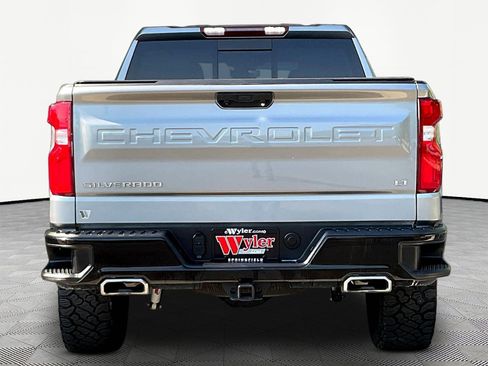 Used 2025 Chevrolet Silverado 1500 LT Trail Boss w/ Convenience Package II AWD/4WD image 5