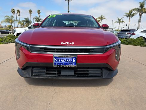 Used 2025 Kia K4 FWD image 2