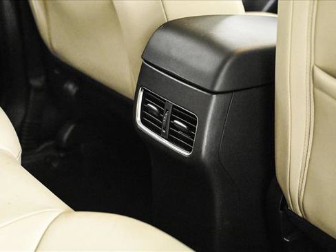 Used 2019 MAZDA CX-5 Touring image 18