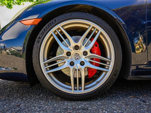 Used 2013 Porsche 911 Carrera 4S image 76