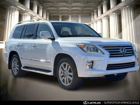 Used 2015 Lexus LX 570 4WD image 2