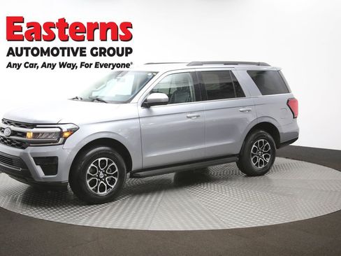 Used 2024 Ford Expedition XLT image 57