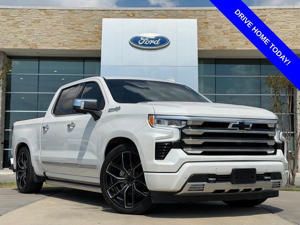 Used 2023 Chevrolet Silverado 1500 High Country w/ High Country Premium Package AWD/4WD image 1