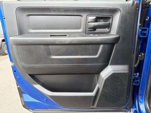 Used 2017 RAM 2500 Tradesman w/ Chrome Appearance Group AWD/4WD image 24