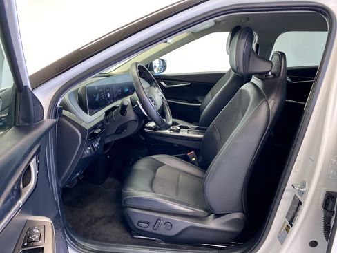 Certified 2024 Kia EV6 Light RWD image 16