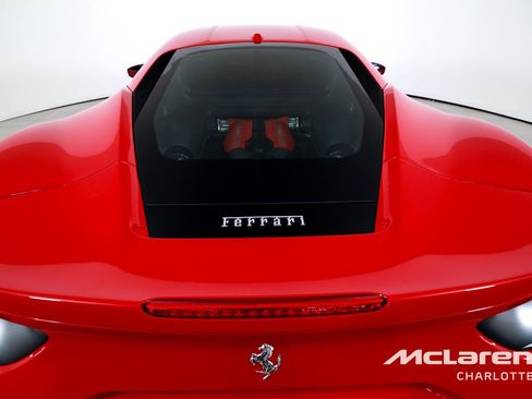 Used 2018 Ferrari 488 GTB RWD image 27