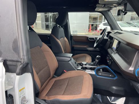 Used 2022 Ford Bronco Outer Banks image 24
