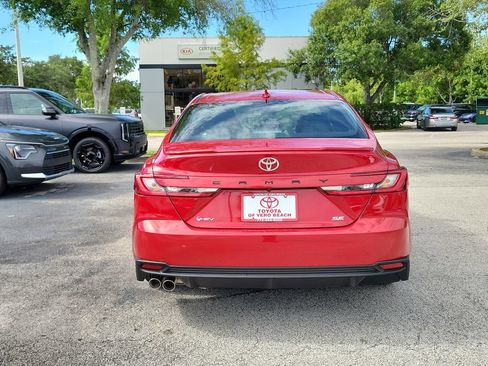New 2026 Toyota Camry SE FWD image 5
