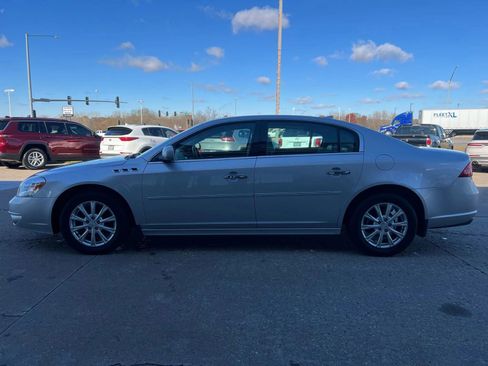 Used 2011 Buick Lucerne CXL w/ Driver Confidence Package image 5