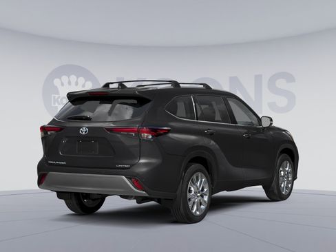 New 2026 Toyota Highlander Limited AWD/4WD image 2