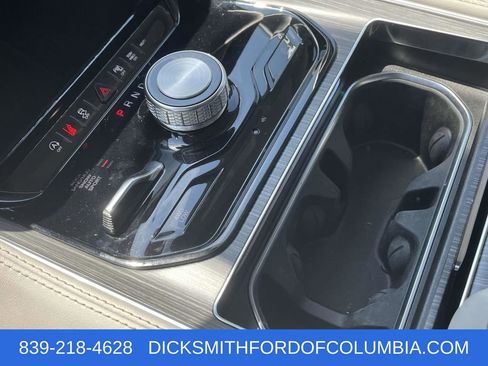 Used 2024 Jeep Wagoneer Series II w/ HD Trailer Tow Package image 29