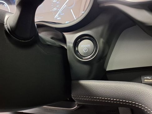 New 2026 Toyota Sienna XLE image 16