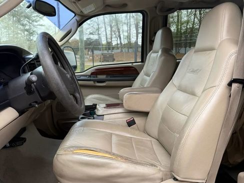 Used 2005 Ford Excursion Limited image 6