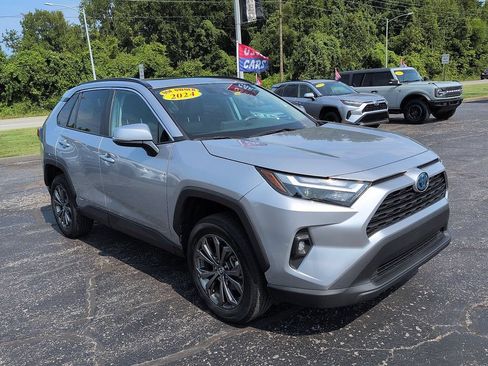 Used 2024 Toyota RAV4 XLE Premium w/ Weather Package AWD/4WD image 1
