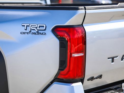 Used 2024 Toyota Tacoma TRD Off-Road AWD/4WD image 9