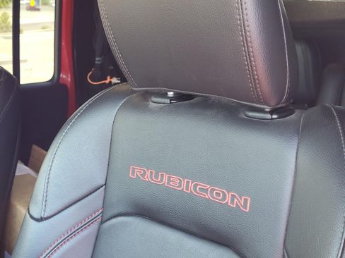 Used 2021 Jeep Wrangler Unlimited Rubicon AWD/4WD image 22