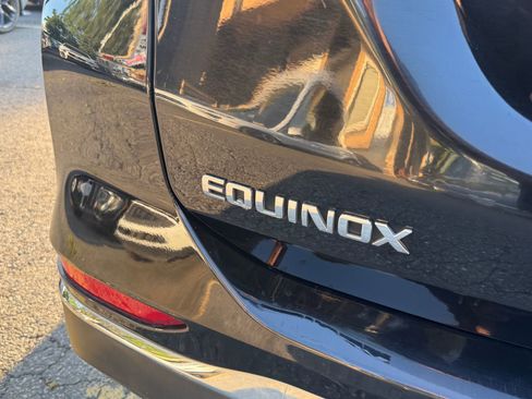 Used 2021 Chevrolet Equinox Premier image 34