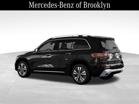 Used 2025 Mercedes-Benz GLB 250 4MATIC image 30