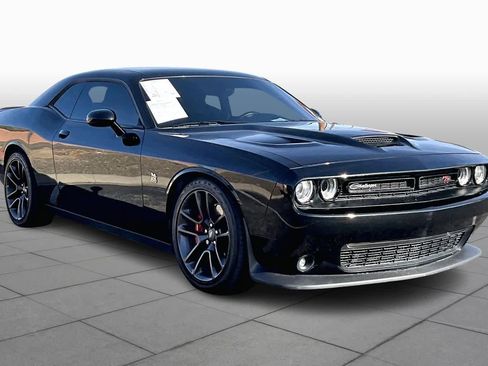 Used 2021 Dodge Challenger R/T Scat Pack w/ Plus Package image 2