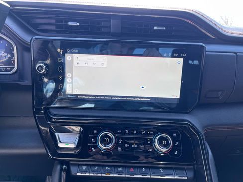 Used 2024 GMC Sierra 2500 AT4 w/ Technology Package AWD/4WD image 19