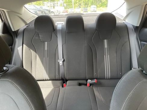 Used 2022 Hyundai Elantra SEL w/ Convenience Package FWD image 25