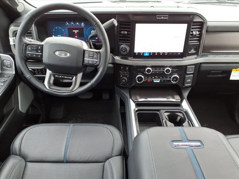 New 2026 Ford F350 Platinum w/ FX4 Off-Road Package image 17