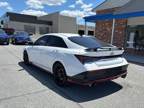 Used 2025 Hyundai Elantra N FWD image 3