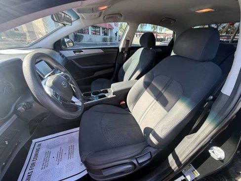 Used 2018 Hyundai Sonata SE FWD image 18