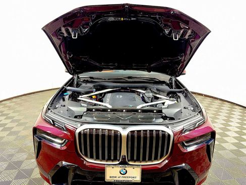 Used 2023 BMW X7 xDrive40i w/ Executive Package image 32