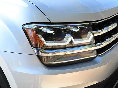 Used 2018 Volkswagen Atlas SEL Premium AWD/4WD image 8