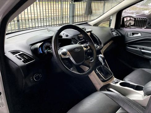 Used 2015 Ford C-MAX Energi SEL w/ Equipment Group 303A FWD image 17