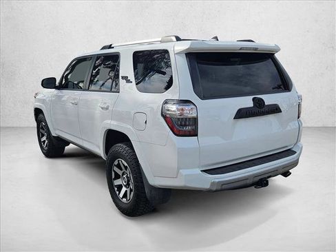 Used 2017 Toyota 4Runner TRD Off-Road Premium image 8