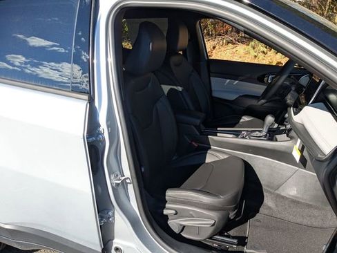 New 2026 Jeep Compass Limited image 16