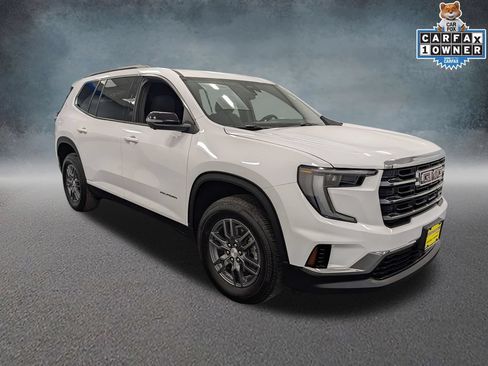 Used 2025 GMC Acadia Elevation w/ LPO, All-Weather Package AWD/4WD image 3