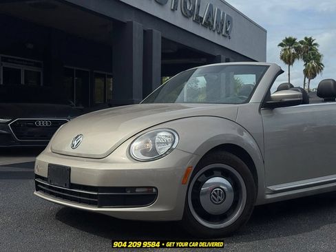 Used 2013 Volkswagen Beetle 2.5 FWD image 2