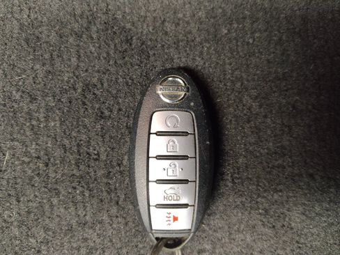 Used 2020 Nissan Altima 2.5 SR w/ Premium Package FWD image 32