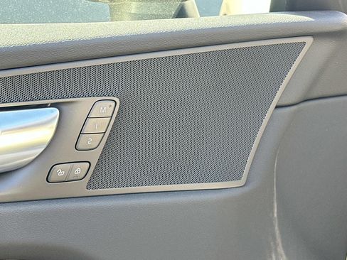 New 2026 Volvo XC60 T8 Plus w/ Protection Package Premier AWD/4WD image 12