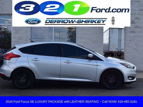 Used 2016 Ford Focus SE w/ Equipment Group 201A FWD image 3