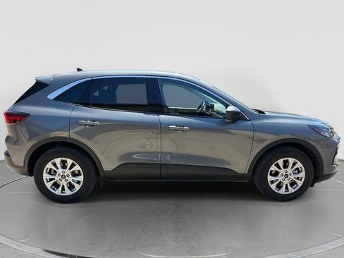 Used 2024 Ford Escape Active w/ Cold Weather Package FWD image 2