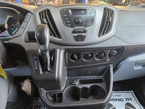 Used 2015 Ford Transit 250 130 Low Roof RWD image 13