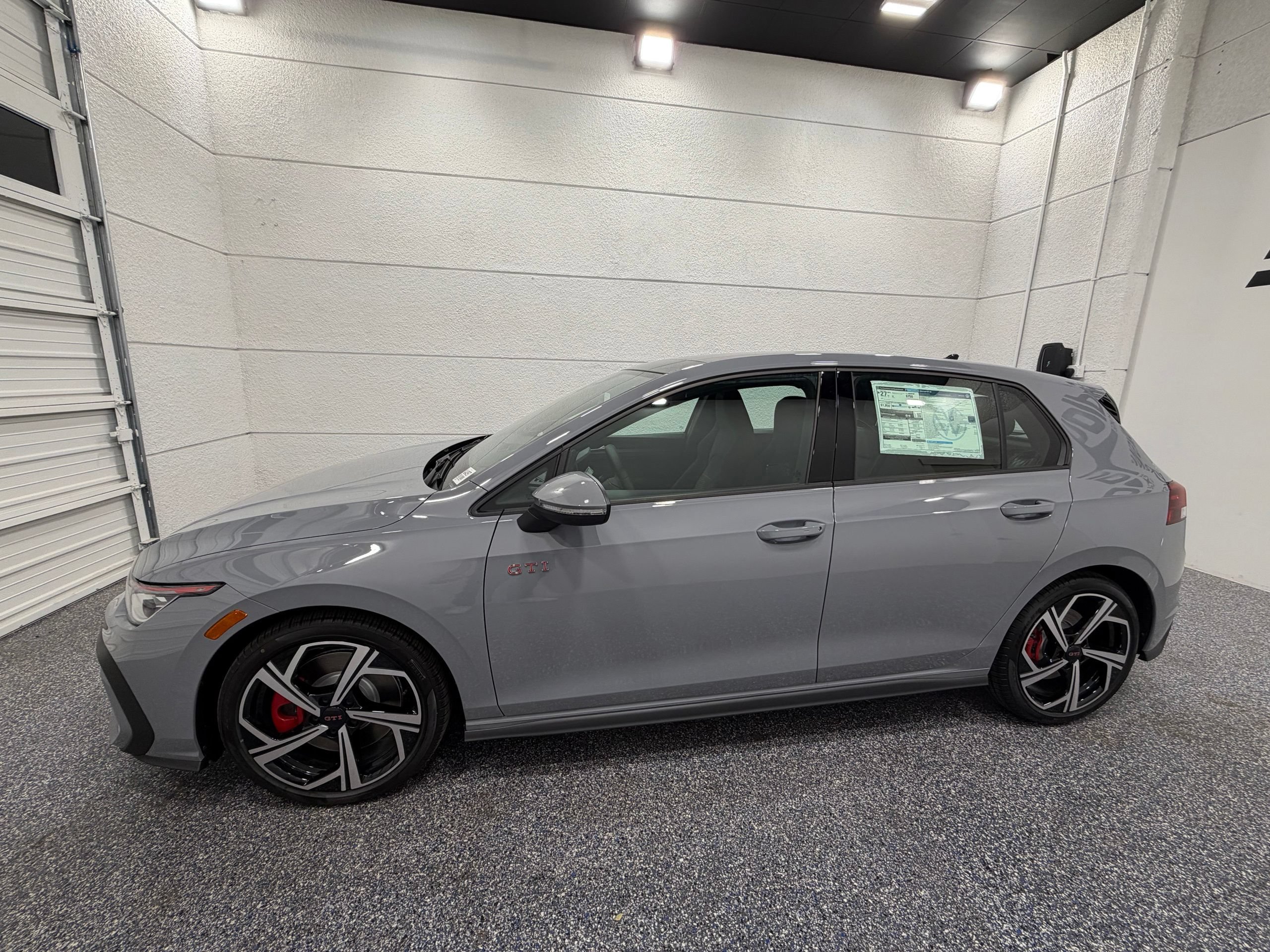 New 2026 Volkswagen GTI SE FWD image 2