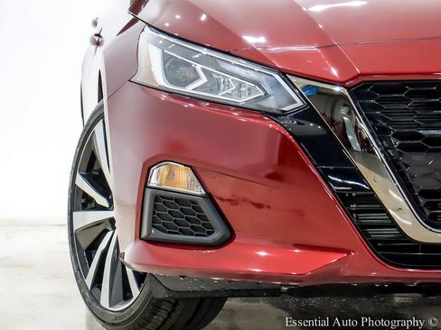 Used 2019 Nissan Altima 2.5 SR w/ SR Premium Package image 6