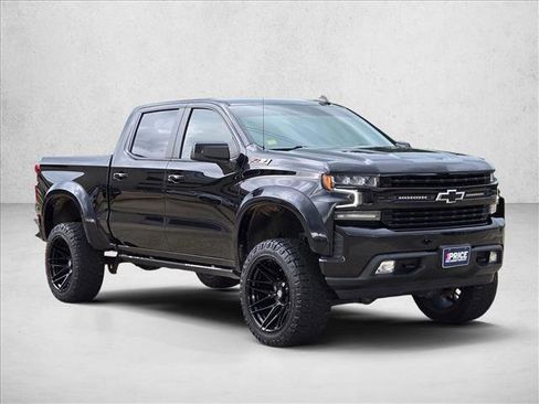 Used 2021 Chevrolet Silverado 1500 RST AWD/4WD image 3