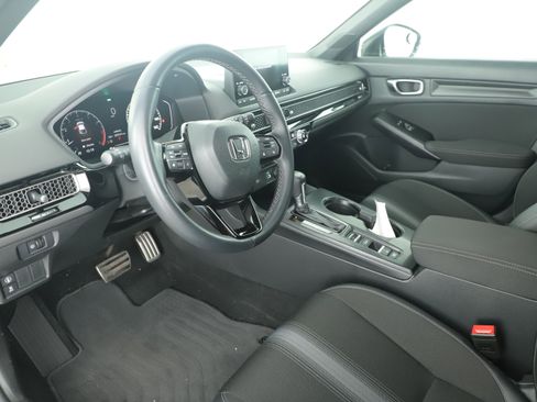 Used 2023 Honda Civic Sport image 8